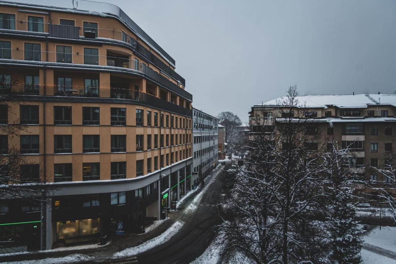 Simple Studio In Trendy Soedermalm - Construction Work Stockholm Luaran gambar